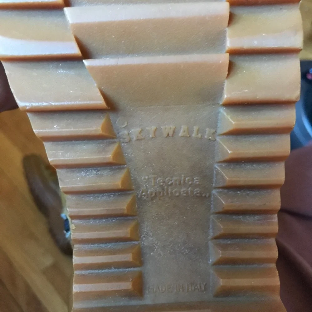 VINTAGE Italian 🇮🇹 butterscotch leather boots 10 - Picture 8 of 8